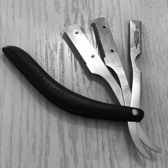 German Razor Holder - Picture 1 of 3